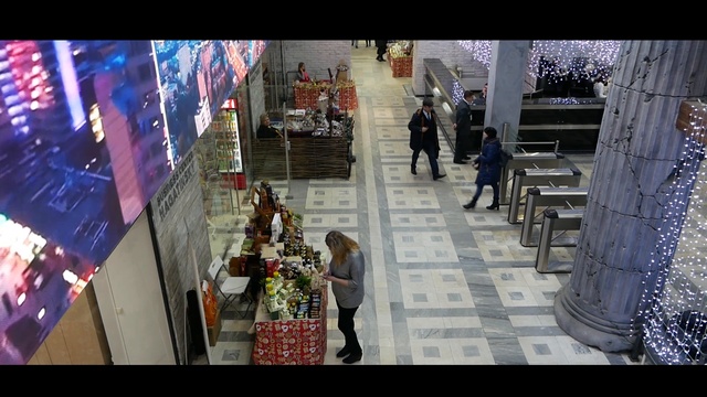 Чем девушке так нравится бизнес-центр «Нагатинский»