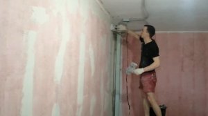Штукатурка стен с армирующей сеткой в квартире