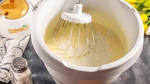 Шарлотка с яблоками из компота