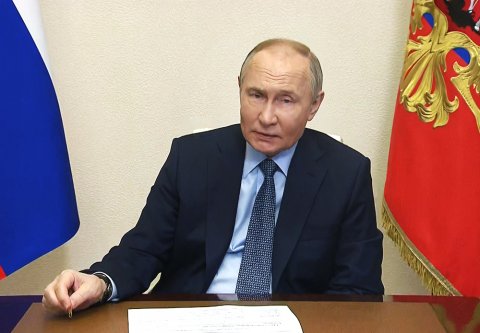Путин обсудил с главами регионов ситуацию с паводками / События на ТВЦ