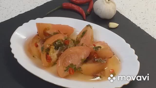 Острая закуска из помидор..mp4