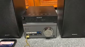 Sony CMT-SBT40D. Hoạt động tốt các chức năng Chất âm cực kỳ ấn tượng. Giá 2tr000. LH0919450188. Zal