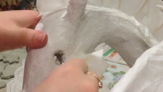 ДРАКОН ИЗ ПАПЬЕ-МАШЕ смотреть онлайн