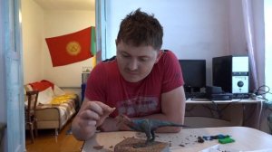 Лепим пластилинового динозавра. Карнотавр.