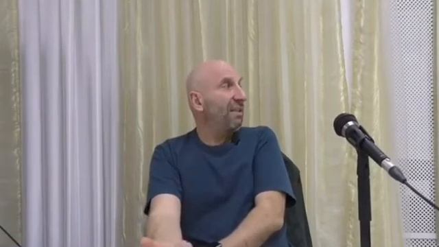 Почему же партнёры не всё говорят друг другу смотреть онлайн