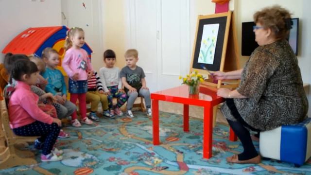 Занятие по развитию речи в 1 младшей группе "Одуванчик желтый сарафанчик", воспитатель Левина С.Н смотреть онлайн