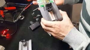 #3 Ремонт аккумулятора портативного пылесоса Dyson V7