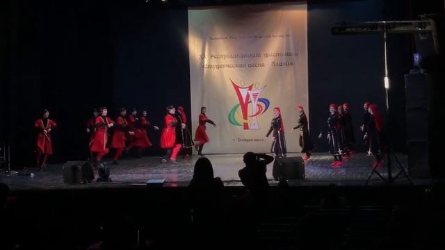 Убыхский танец. Ансамбль СКГМИ смотреть онлайн