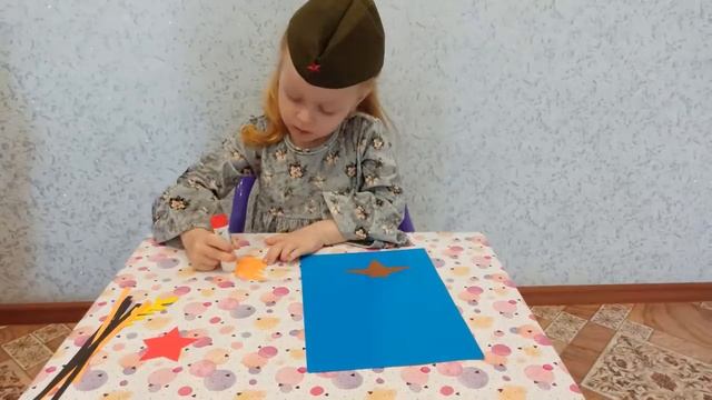 Аппликация ко дню победы. Гриб Анита создает поделку на тему 9 мая