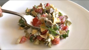 Неизбитый рецепт из простых продуктов. Бомбический рецепт салата, сама придумала, сама приготовила.