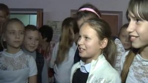 «Волшебник изумрудного города» - спектакль театра актера и куклы «Гонг» на сцене ДК «Юность».