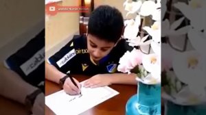 Мальчик ( Мухаммад Захир Идрис ) очень красиво читает нашид { Ла Тайас Мин Равхиллах }