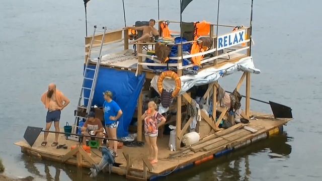 на плоту 2021 смотреть онлайн