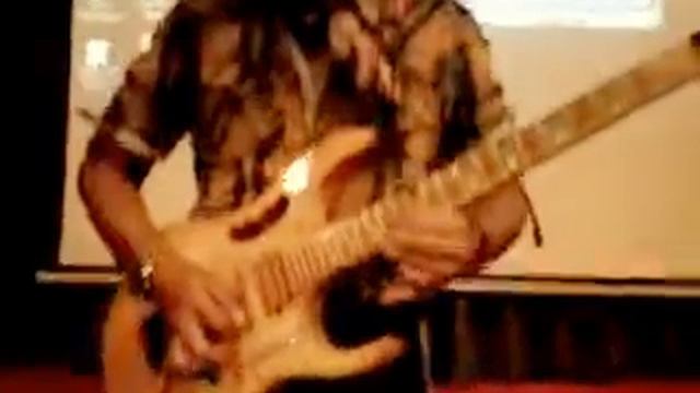 Ibanez JEM777 DY - Canon Rock смотреть онлайн