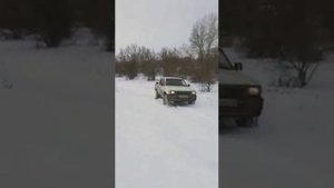 Тайота хайлюкс 1997 по снегу off road Toyota hilux 1997 зимняя рыбалка