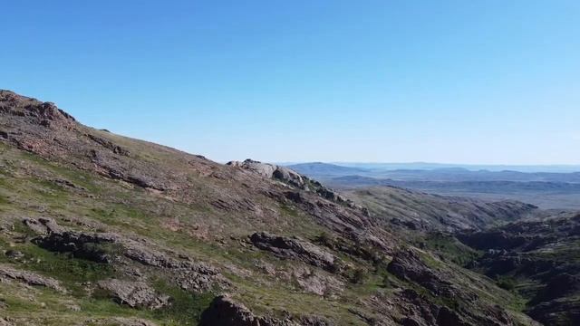 Aksoran Roof of Kazakhstan Steppe from the air. Аксоран Крыша Степей Казахстана 1565 m с дрона, смотреть онлайн