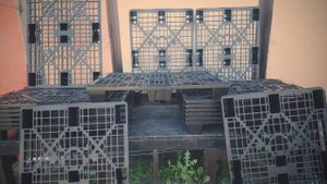 Поддоны пластиковые 1200х800 на ножках перфорированные черные