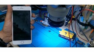Iphone 8 plus перезагружается