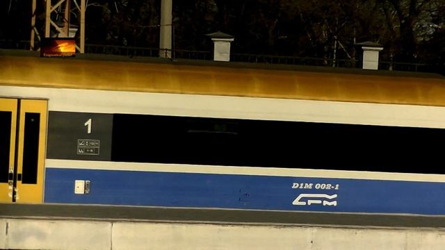 Прибытие дизель-поезда Д1М-002 на станцию Одесса главная смотреть онлайн