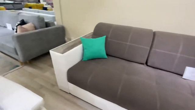 Обзор магазина диванов на 1 этаже «Домашнего очага» » на Матусевича 35 смотреть онлайн