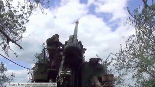 Расчеты российских самоходных орудий "Гиацинт-С" уничтожили украинское подразделение гаубиц