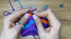 Смена цвета без "ступеньки" при круговом вязании спицами