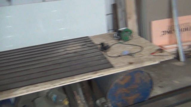 ДЕЛАЮ ОТОПЛЕНИЕ В ГАРАЖЕ МАСТЕРСКОЙ / СОБРАЛ ЗАШИЛ ВОРОТА/ смотреть онлайн