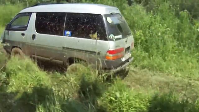 Интересные фургоны - Toyota Town Ace смотреть онлайн