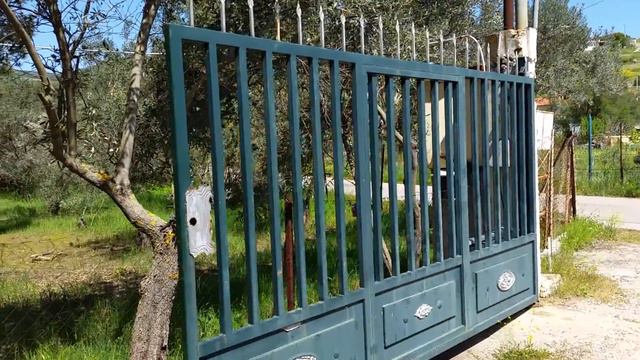 Ανοιγομενος μηχανισμός αυλό πόρτας υδραυλικός смотреть онлайн