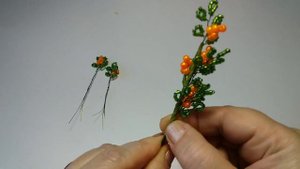 Бисероплетение. Цветы из бисера. Пираканта. 2 вариант. Мастер класс. Пошаговый МК для начинающих.