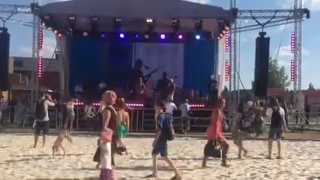 Пляж Альметьевска впервые Joander Santos смотреть онлайн