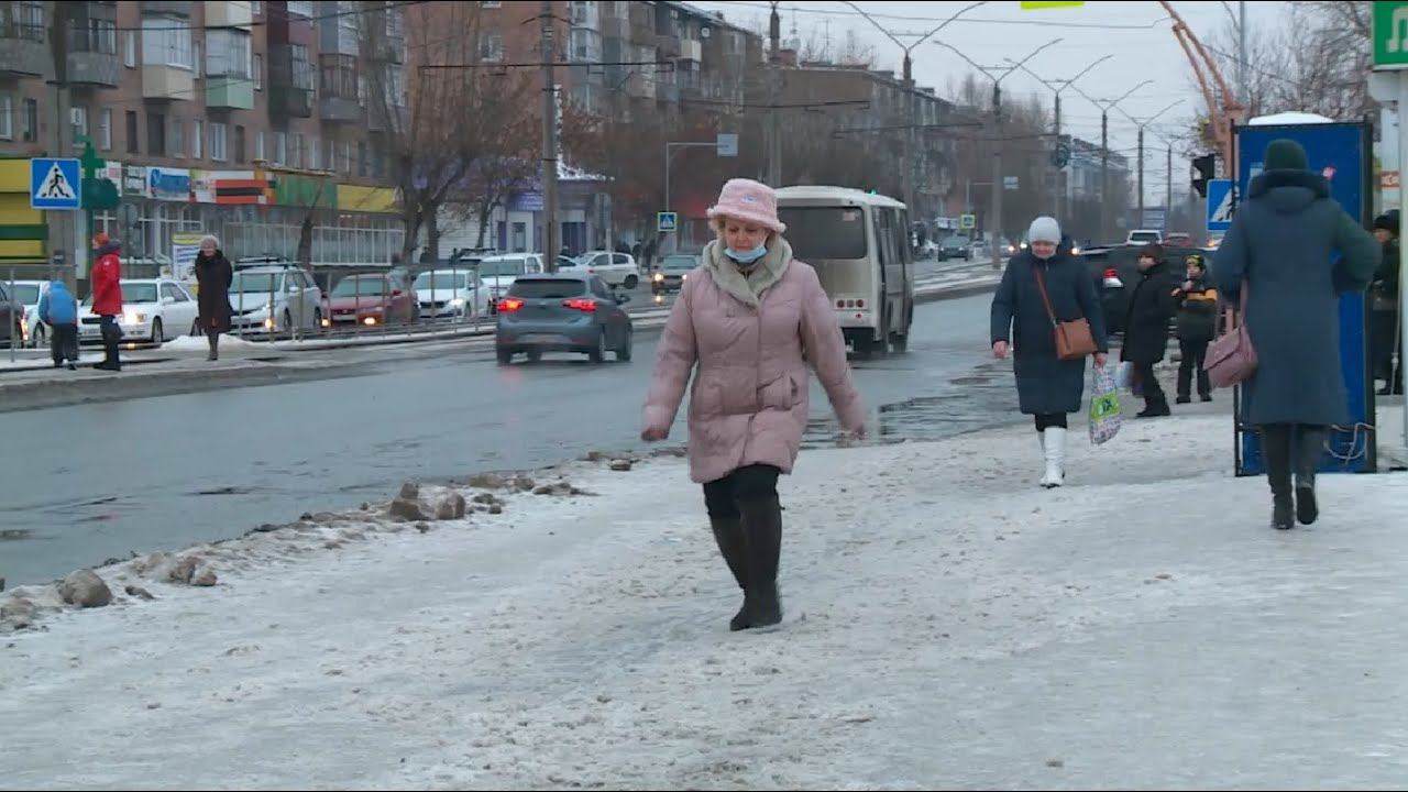 Около 25. Гололед видео короткое. Бийск новости вчера видео.