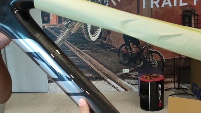 UNBOXING - 2022 ANTHEM ADVANCED PRO FRAMESET MEDIUM ARCTIC LIGHT + WEIGHT смотреть онлайн