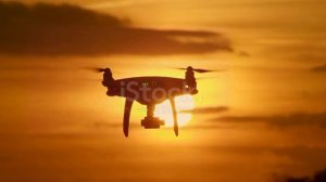 полет квадрокоптера