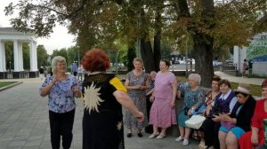 1606, Страдания, частушки, гармонь, песни, танцы под гармошку в парке, город Орёл