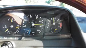 Mercedes W123/240D acceleration 0-100km/h and top speed.