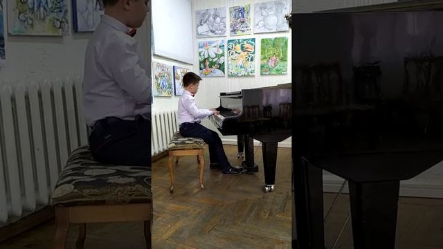 А. Гедике. Гроза. Исполняет Симончик Владимир. Учитель О. М. Комарова. смотреть онлайн