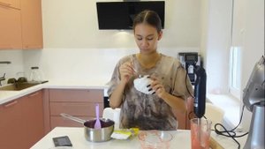 Повторяю РЕЦЕПТ/ Меренговый рулет? Что ПОЛУЧИЛОСЬ ?