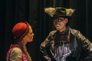 Новый детский мюзикл «Красная Шапочка And Серый волк» показали юным жителям округа