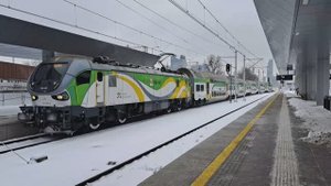 Прибытие поезда на Варшаву Западную