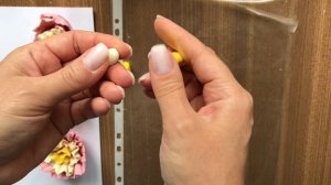 Как сделать нежную розу с тонкими лепестками из соленого теста//Modeling roses from salt dough