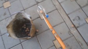 Супер приспособа для сборки орехов !