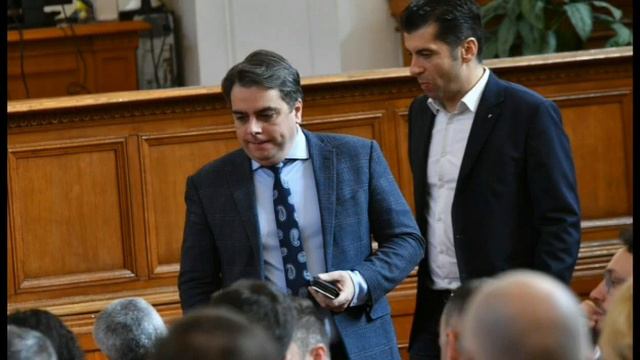 Акценти от изказванията на Кирил Петков и Асен Василев, които разкриват омертата между ПП-ДБ и ГЕРБ смотреть онлайн