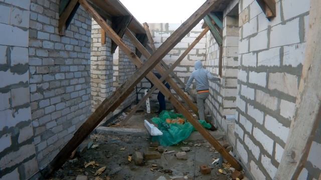 Готовим "подушку" для заливки пола