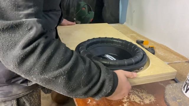 Делаем громкий короб для сабвуфера смотреть онлайн