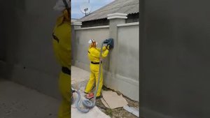 Как резать штробы в бетоне без пыли.