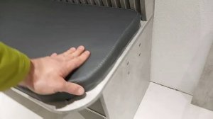 Эргономика и дизайн из ДСП. Скамейка переодеть обувь. #прихожая #дизайнинтерьера #эргономика #мебел