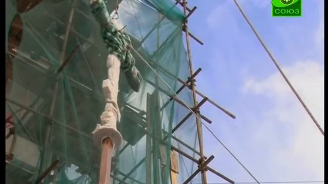Золотой крест воссиял над храмом на Николоямской