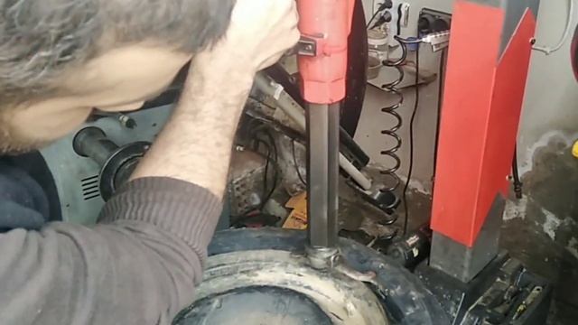 Lastik Sökme Takma || Lastik Makinesi Kullanımı / Nasıl yapılır / Tire Removal Assembly смотреть онлайн