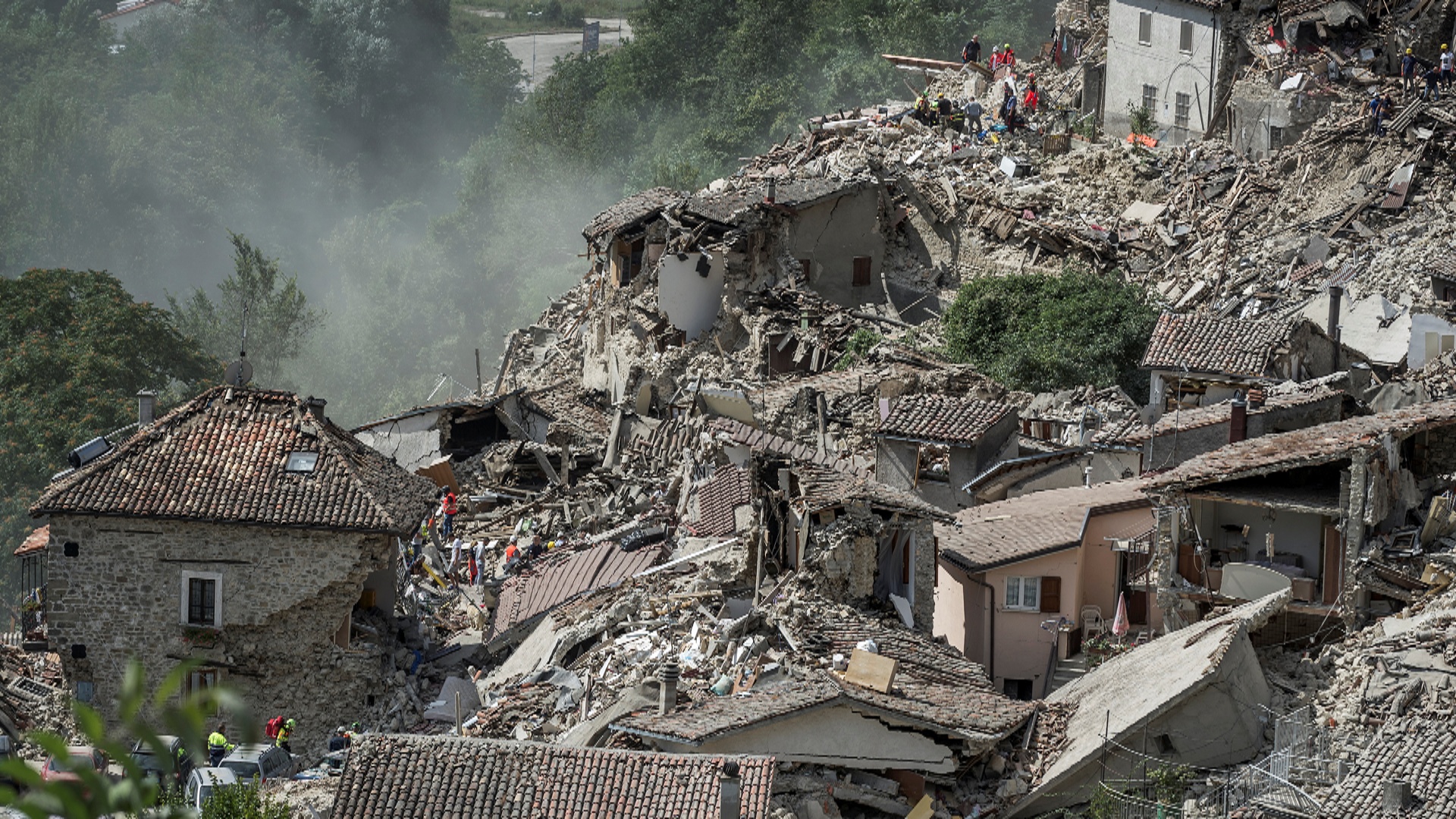 Часто землетрясение. Землетрясение в Италии 2016. Антакья землетрясение. Зелетряс. Землятрясении.